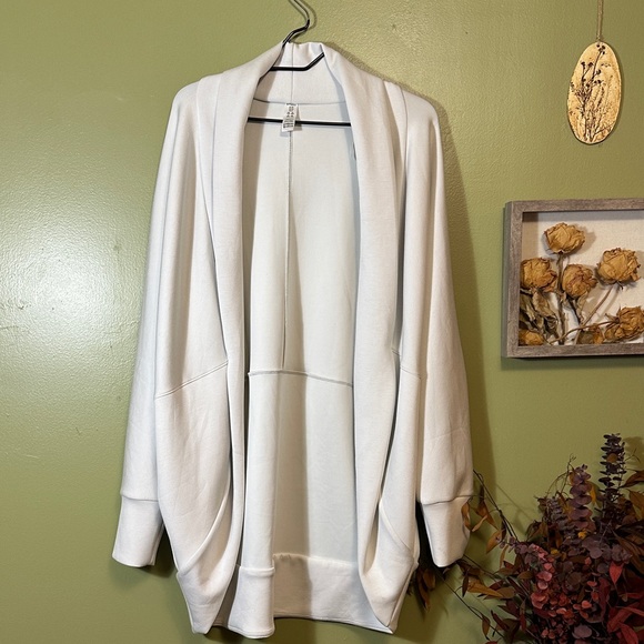 Spanx AirEssentials Cozy White Women's open front cardigan size XL - Picture 3 of 9